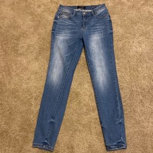 Judy Blue Skinny Fit Jeans